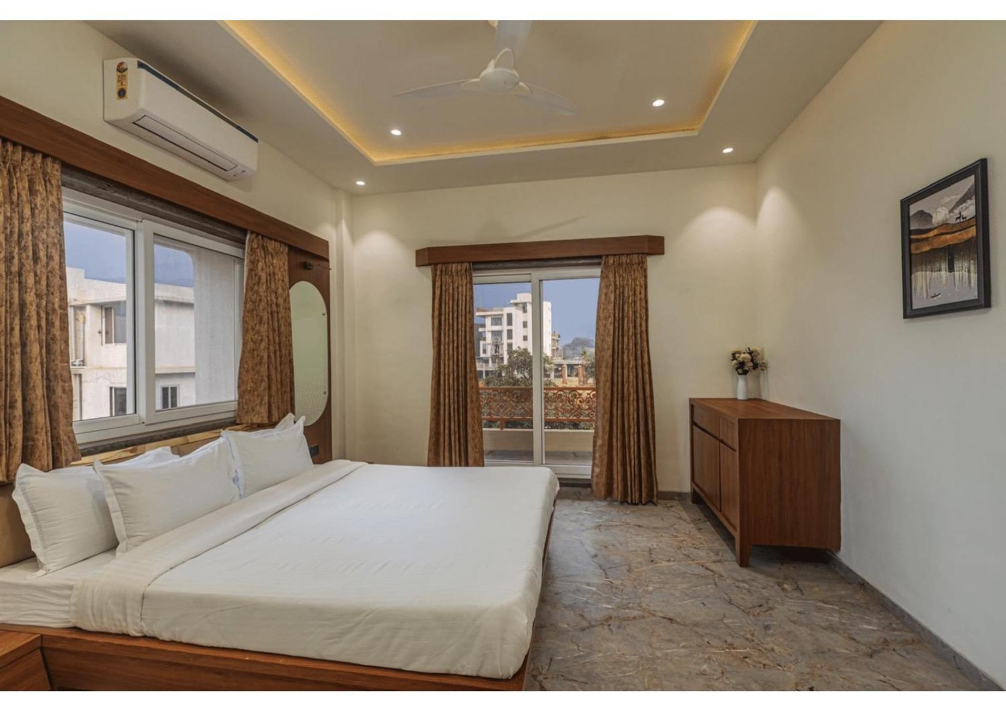 Mountain Glory 8Bhk By Tensorstays, Pool & Theater Igatpuri Eksteriør bilde