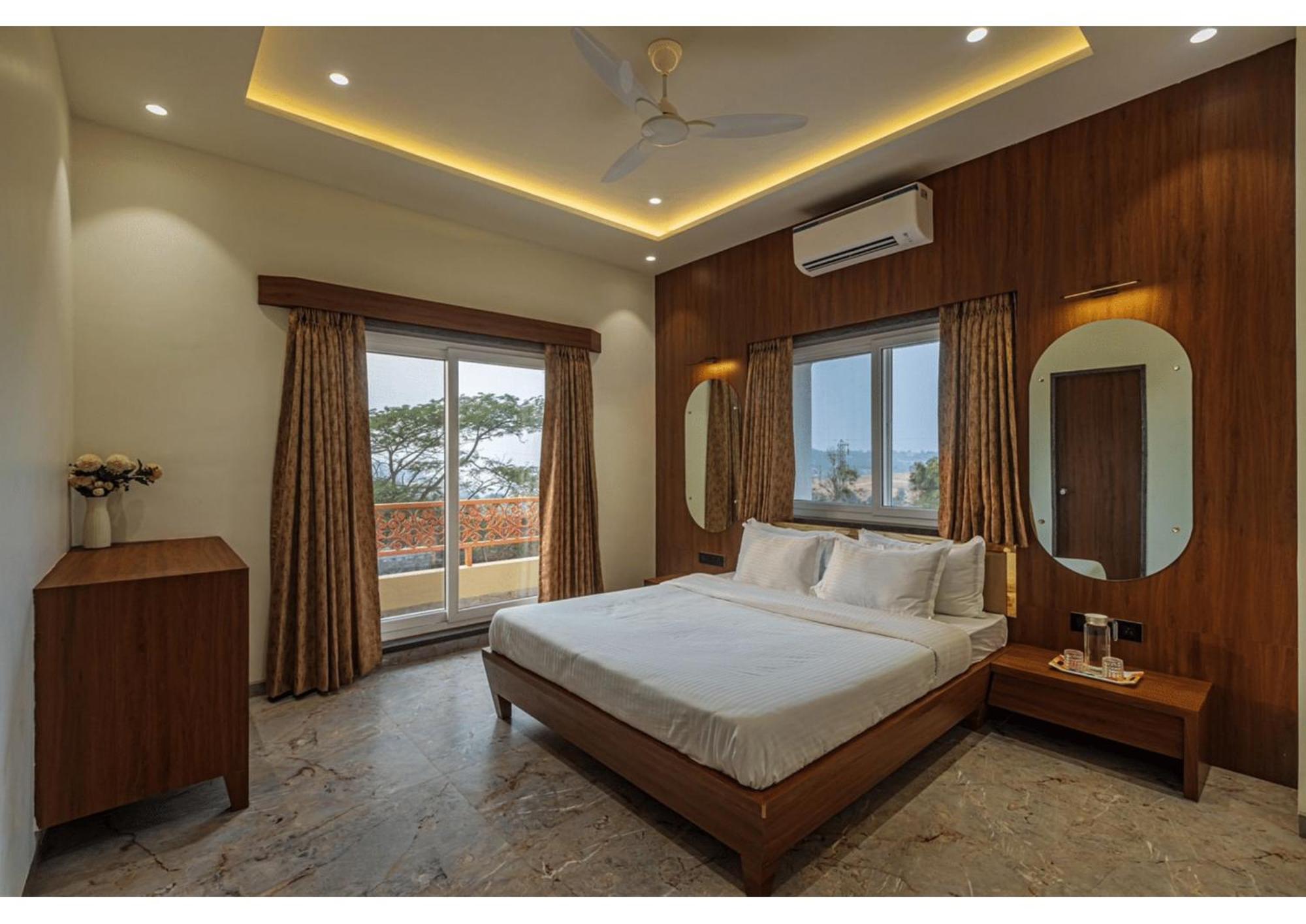 Mountain Glory 8Bhk By Tensorstays, Pool & Theater Igatpuri Eksteriør bilde